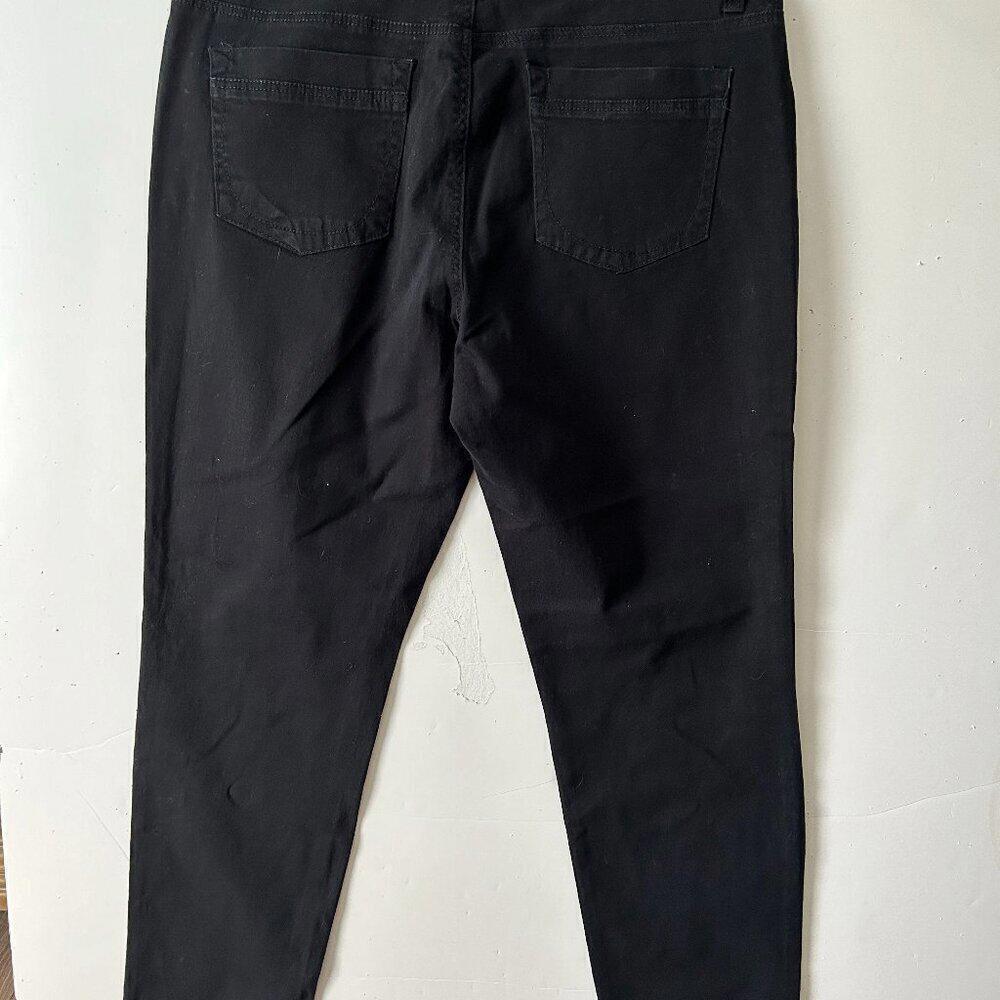 LADIES "DIRECTIONS" BLACK ANKLE PANTS  COTTON/POLYESTER Sz.16